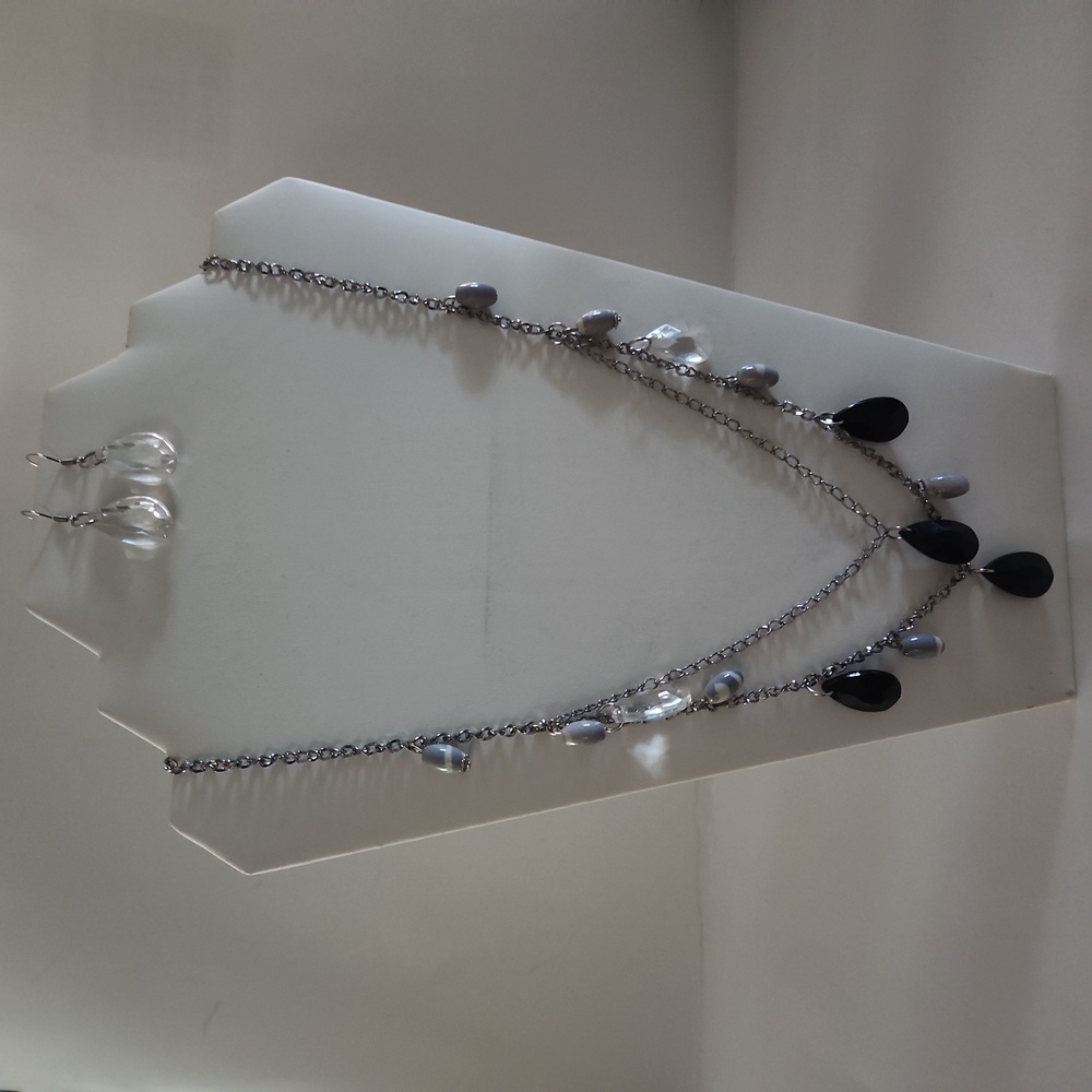 NWT Black, Gray & Clear Necklace Set